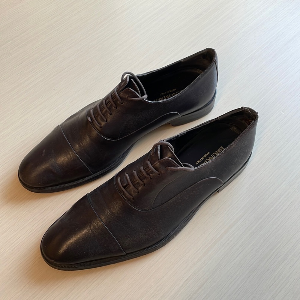 Bruno Magli Oxford Style Dress Shoe - Dark Brown - Size 10